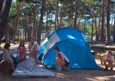 Aloj_Acampada_Montando